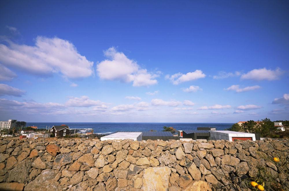 Stanford Hotel And Resort Jeju Exterior photo
