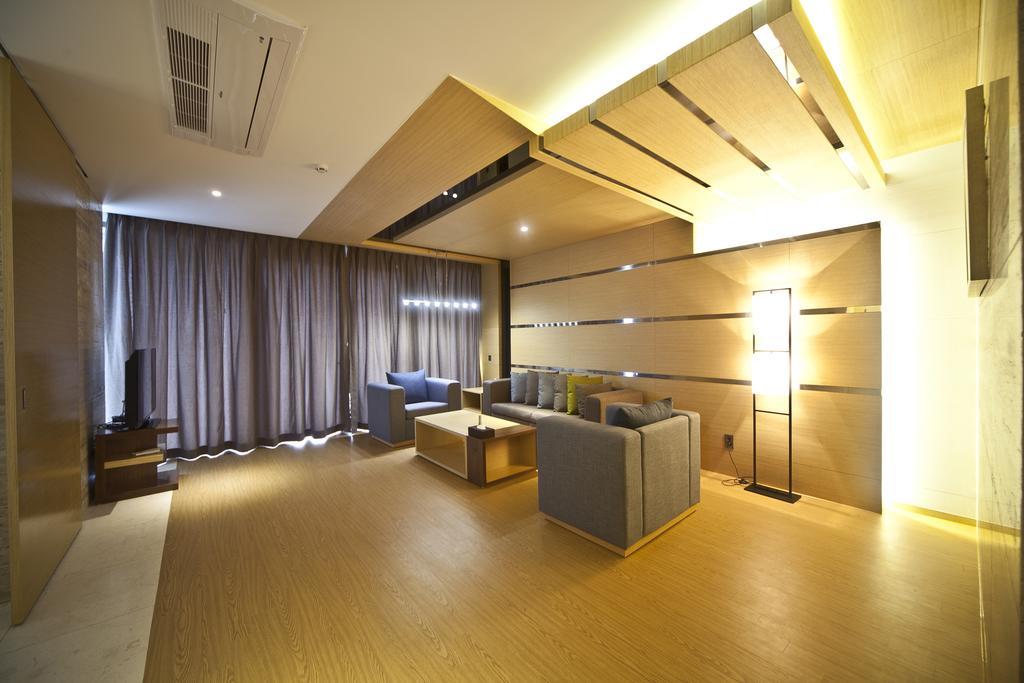 Stanford Hotel And Resort Jeju Exterior photo
