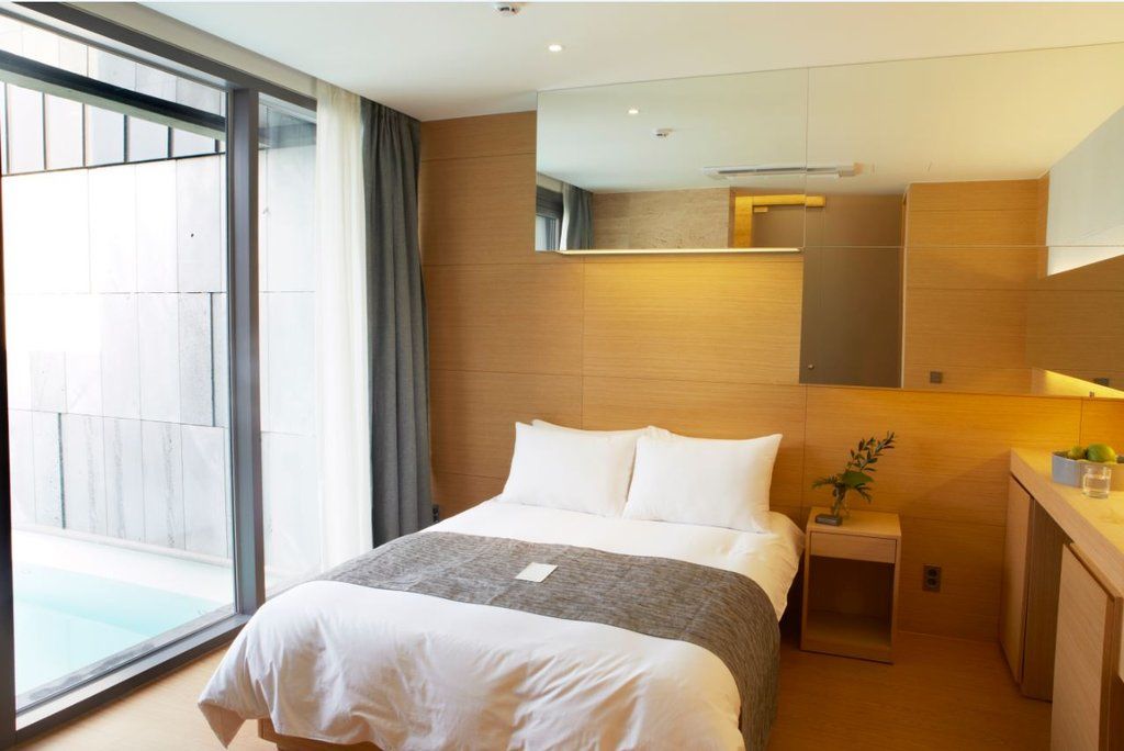 Stanford Hotel And Resort Jeju Exterior photo