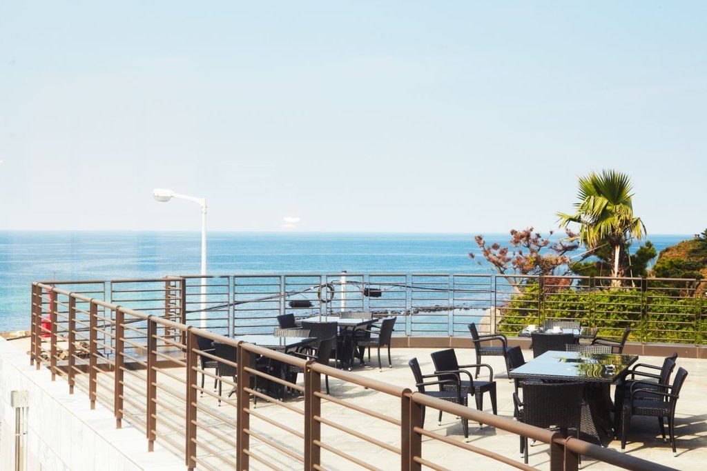 Stanford Hotel And Resort Jeju Exterior photo