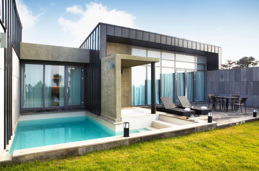 Stanford Hotel And Resort Jeju Exterior photo